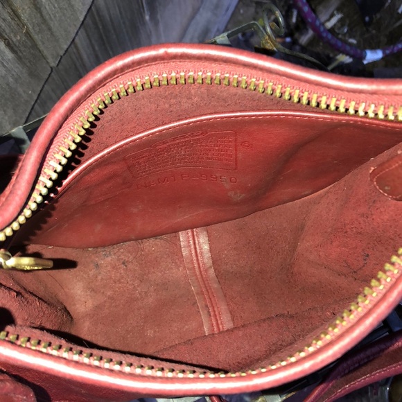 Beautiful ,Vintage Red Leather Coach Crossbody - Picture 5 of 8